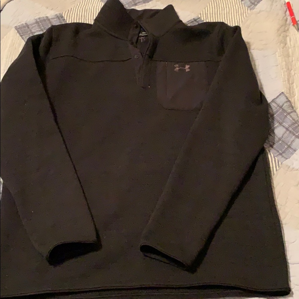 Under Armour pullover